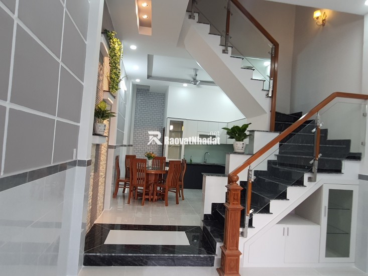 Bán nhà mới đường số 8 Linh Xuân Thủ Đức ,LH 0909428959.